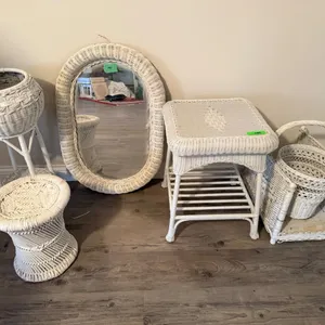 Antiques, Home Dï¿½cor, Vintage Outdoor Equipment & More