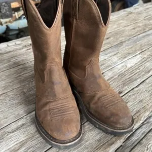 Cabela's Boots Size 8 1/2D