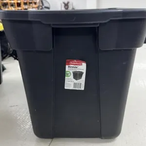 Rubbermaid 21 1/2 Gallon Tote with Lid