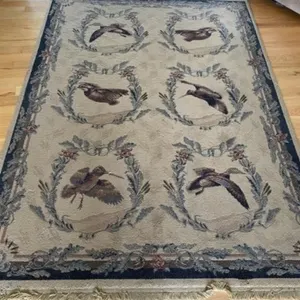 5 1/2' x 8' Area Rug