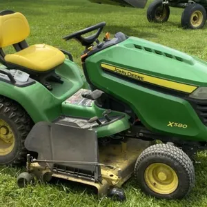 John Deere X580 Riding Mower