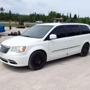 2016 Chrysler Town & Country Minivan 2C4RC1CG1GR30