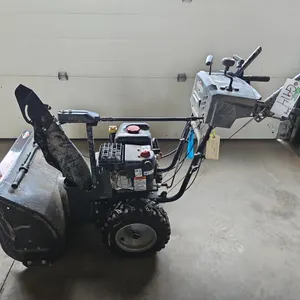 Briggs & Straton S1024MDS Snowblower - Qty 1