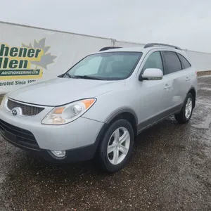 2010  Hyundai  Veracruz  AWD GLS 4dr Crossover