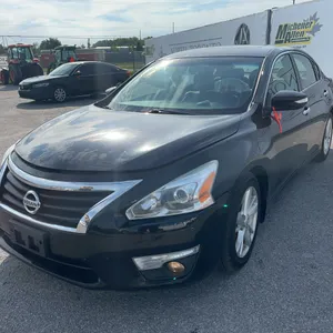 2013  Nissan  Altima  2.5 SL 4dr Sedan