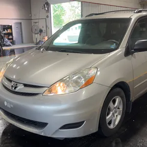 2010  Toyota  Sienna