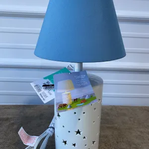 **NEW** Pillowfort brand 2-in-1 Starry Kids' Table Lamp