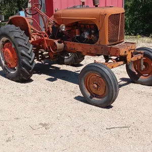 Allis Chalmers W45 Tractor