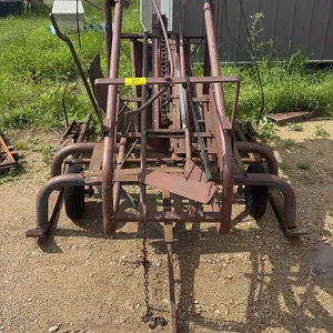 Allied Automatic Bale Stooker