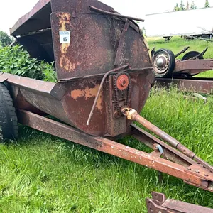 NH SIDE DISCHARGE MANURE SPREADER - CONDITION UNKNOWN