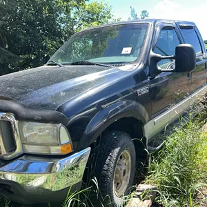 2002 FORD F350 4X4 CREW CAB SHORT BOX TRUCK