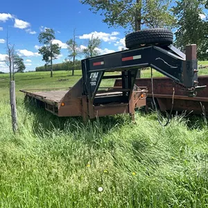 2003 SWS 28' T/A  GOOSENECK TRAILER