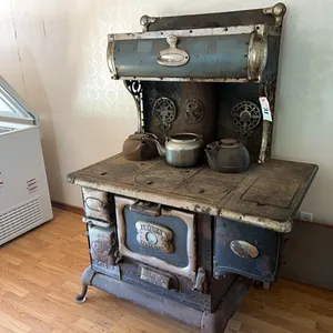 VINTAGE ARKLAN FAVOURITE KITCHEN STOVE