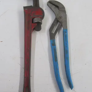 Fuller 18" Pipe Wrench And Channel Lock 460 Tongue And Groove Pliers