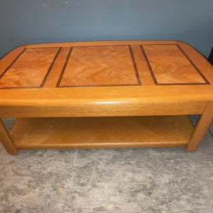 Oak Wood Coffee Table With Lift-Top Feature