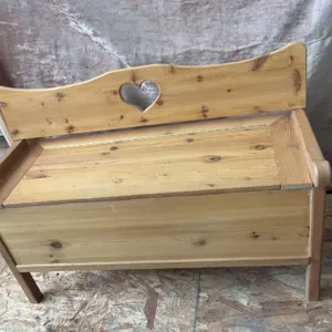 Wooden Storage Bench with Heart Cut-Out Backrest