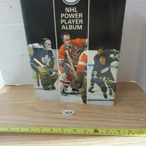 Esso NHL Power Player Album (Seems To Be Complete)