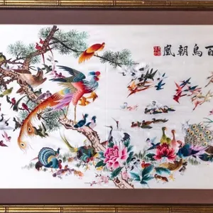 CHINESE EMBROIDERY ON SILK "100 BIRDS PAY RESPECT"