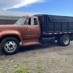 1975 Dodge D500 Dual Wheel Truck