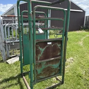 Morand Palpation Cage