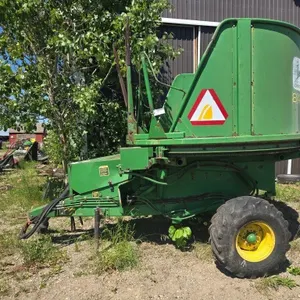 John Deere 840 Bale Processor