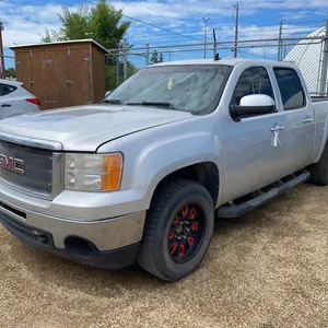 2011  GMC  Sierra 1500  4x4 SLE