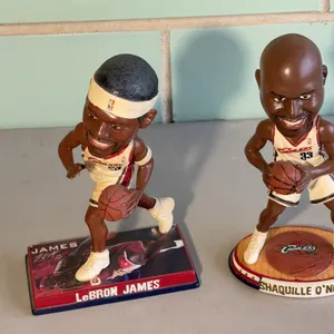 LeBron James and Shaquille Bobble Heads