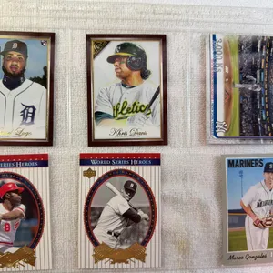 Baseball Cards-Mixed Lot in Sleeve