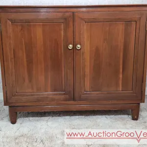MCM Willett Solid Transitional Cherry Wood Buffet Cabinet. Wood is cracked on 1 side. See photos for details. * You must bring adequate help to remove