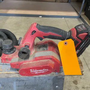 Milwaukee Fuel 3 in 1 1/4" Planer