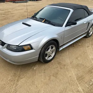 2002 Ford Mustang Convertible (Has IN Title)
