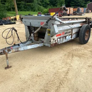 New Idea Manure Spreader