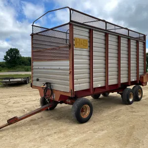H & S 18' Chopper Box