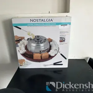NOSTALGIA S’MORES MAKER
