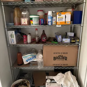 COOKING SUPPLIES - Please be prepared for morning removal on this lot.