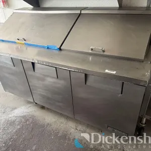 TRUE THREE DOOR STAINLESS REFRIGERATED PREP STATION