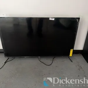 ROKU WIDE SCREEN FLAT PANEL TELEVISION-approximate