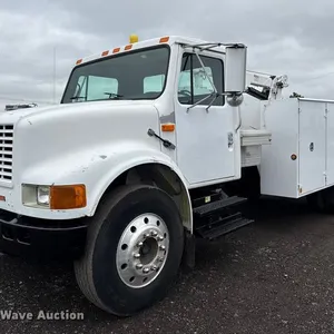1991 International 4600 utility / service truck