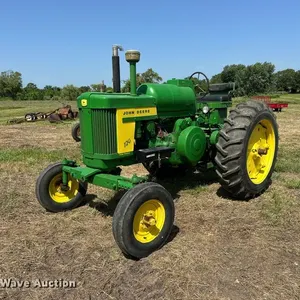 1957 John Deere 720 LP tractor