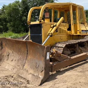 1992 Komatsu D68E dozer