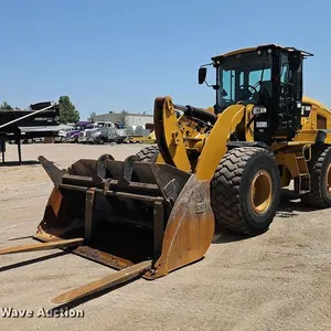 2015 Caterpillar 938M wheel loader