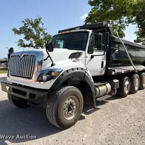 2019 International WorkStar 7600 dump truck