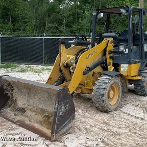 2009 Caterpillar 904H wheel loader