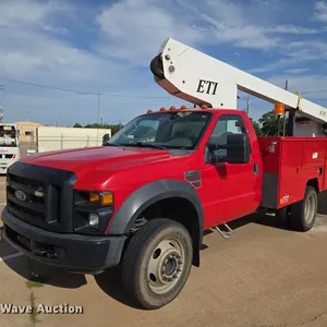 2008 Ford F450 Super Duty bucket truck