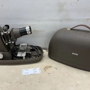 Aldis 100 MM F/3.2 Slide Projector & Case