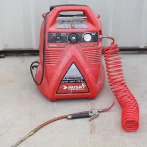 Husky Easy Air Air Compressor (broken end on hose)