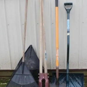 Shovels, Rakes & Jobbers