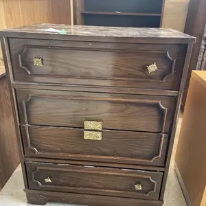 Vintage 4 Drawer Dresser
