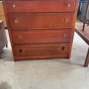 Vintage 4 Drawer Dresser