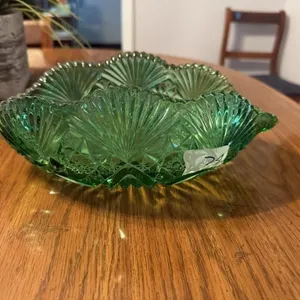 Green compression pressed glass. Bowl